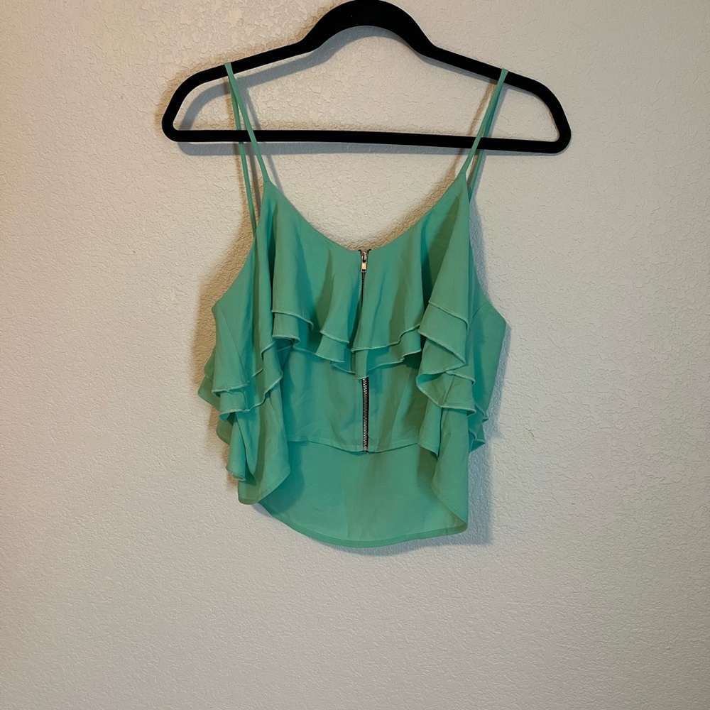 NWT mint green ruffled crop top - Picture 3 of 3